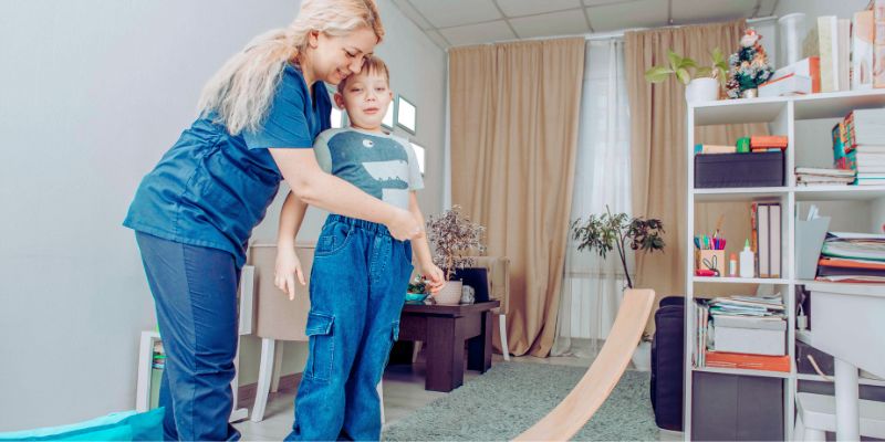 alt="apoio especial para pais consulta médica"